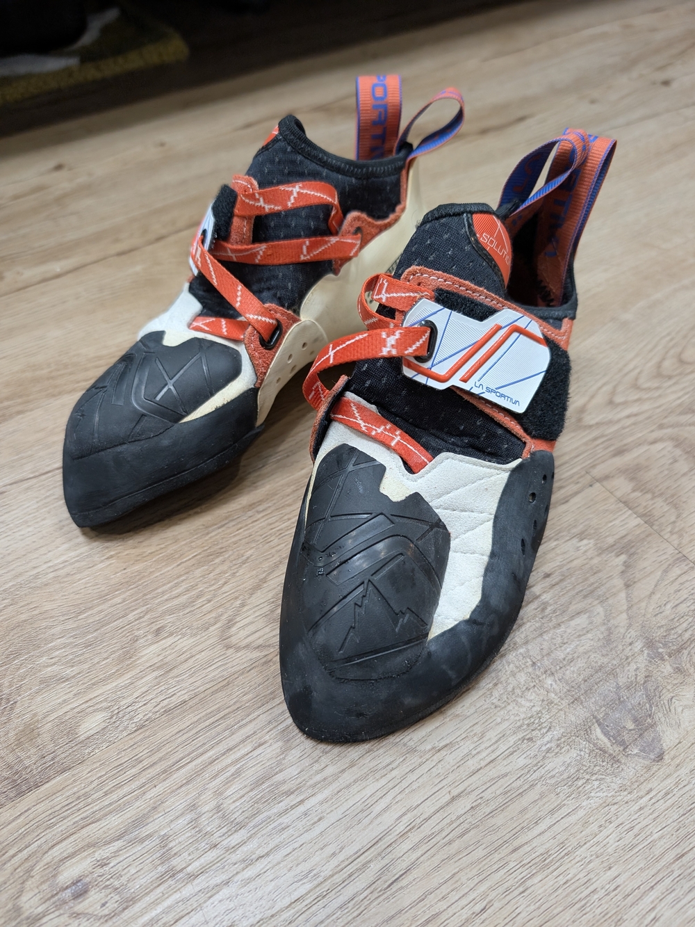 La Sportiva Solution Climbing Shoes Size 37